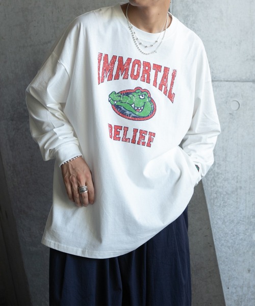 kutir（クティール）の「ワニ・カレッジロゴロンT（Tシャツ/カットソー・メンズ・チャコールグレー/ブラック/オフホワイト/グリーン・MEDIUM/LARGE）」の2枚目の写真