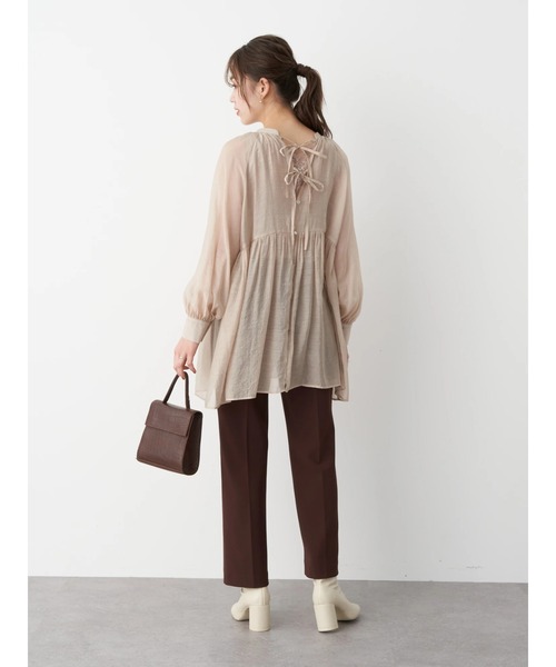 earth music&ecology(アースミュージックアンドエコロジー)の「3WAYボリュームチュニック *(シャツ/ブラウス・レディース・ライトベージュ/ミント/レッド系その他・FREE)」の22枚目の写真