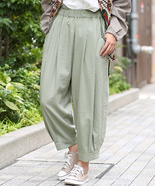 チチカカ（チチカカ）の「エッグタックパンツ（その他パンツ・レディース・ブラック/カーキ/グリーン・FREE）」の13枚目の写真