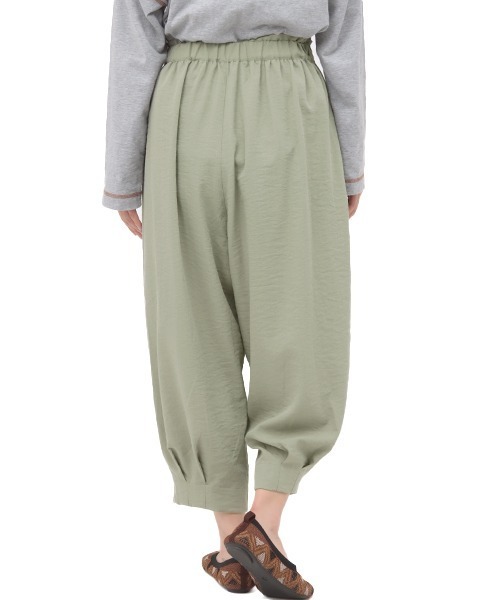 チチカカ（チチカカ）の「エッグタックパンツ（その他パンツ・レディース・ブラック/カーキ/グリーン・FREE）」の17枚目の写真