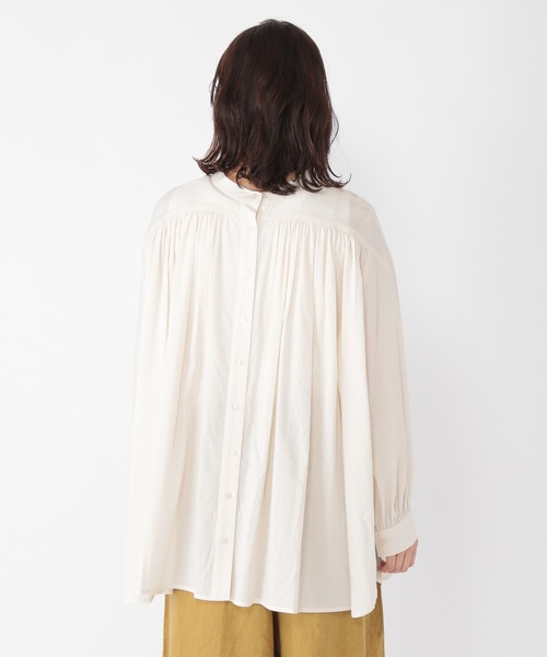 studio CLIP（スタディオクリップ）の「[10/6instaLIVE着用]【キナリノ掲載商品】ダブルフロント柔らかピンタックブラウス（シャツ/ブラウス・レディース・アイボリー/グレー/ブラック・FREE）」の12枚目の写真