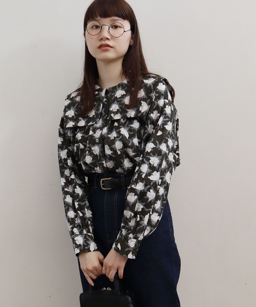 fig Ｌondon（フィグロンドン）の「ROSE　BL（シャツ/ブラウス・レディース・ダークブラウン/グリーン・FREE）」の8枚目の写真