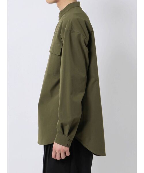 COTORICA（コトリカ）の「ポプリンバンドカラープルオーバーシャツ（シャツ/ブラウス・メンズ・カーキ/ベージュ・LARGE/MEDIUM）」の13枚目の写真