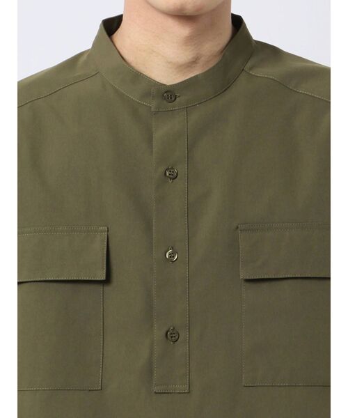 COTORICA（コトリカ）の「ポプリンバンドカラープルオーバーシャツ（シャツ/ブラウス・メンズ・カーキ/ベージュ・LARGE/MEDIUM）」の15枚目の写真