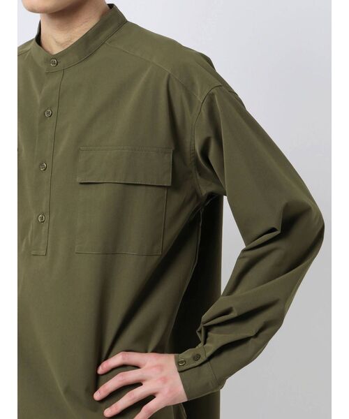 COTORICA（コトリカ）の「ポプリンバンドカラープルオーバーシャツ（シャツ/ブラウス・メンズ・カーキ/ベージュ・LARGE/MEDIUM）」の16枚目の写真