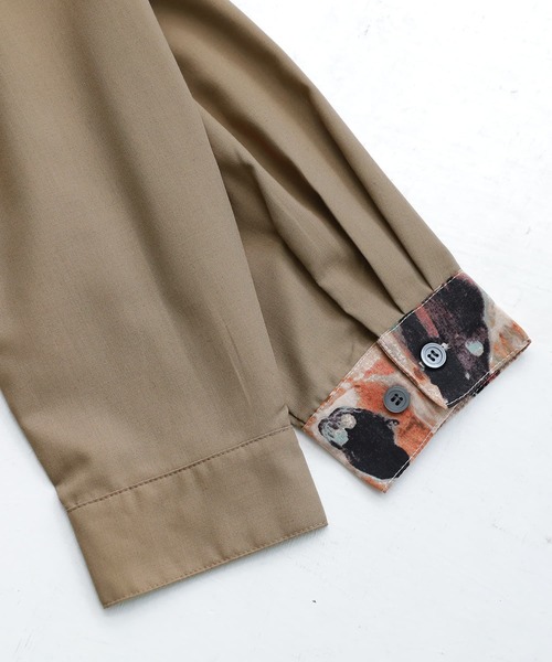 n'OrLABEL（ノアールレーベル）の「『アート柄アシメロングシャツ』（シャツ/ブラウス・レディース・ベージュ/グレー・1/2）」の6枚目の写真