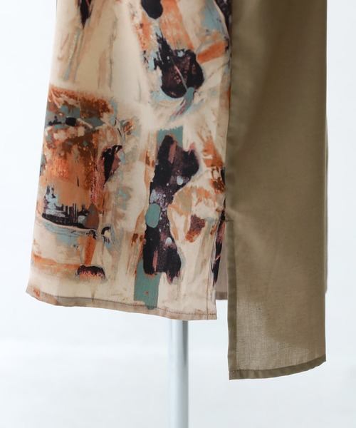 n'OrLABEL（ノアールレーベル）の「『アート柄アシメロングシャツ』（シャツ/ブラウス・レディース・ベージュ/グレー・1/2）」の7枚目の写真