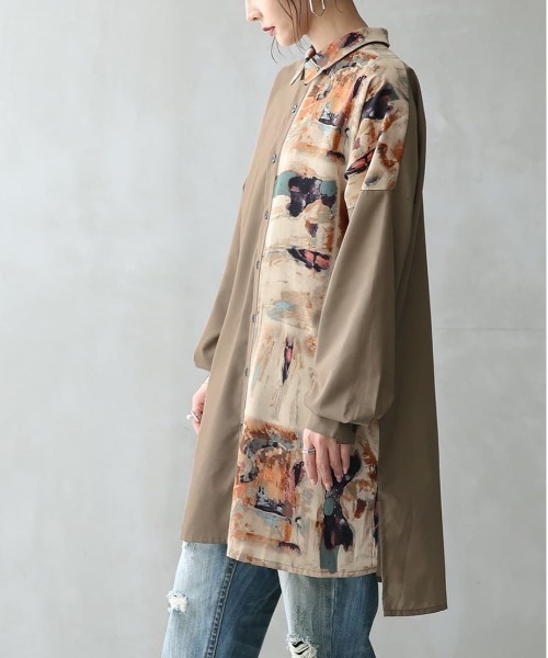n'OrLABEL（ノアールレーベル）の「『アート柄アシメロングシャツ』（シャツ/ブラウス・レディース・ベージュ/グレー・1/2）」の22枚目の写真