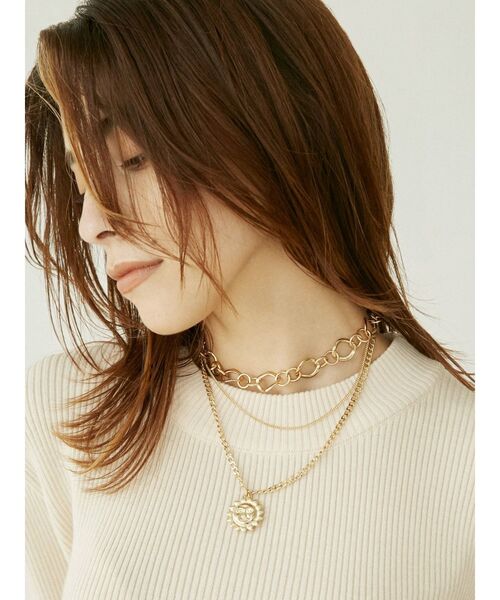 EVRIS（エヴリス）の「オーバーラップサニーモチーフネックレス（ネックレス・レディース・ゴールド/シルバー・FREE）」の9枚目の写真