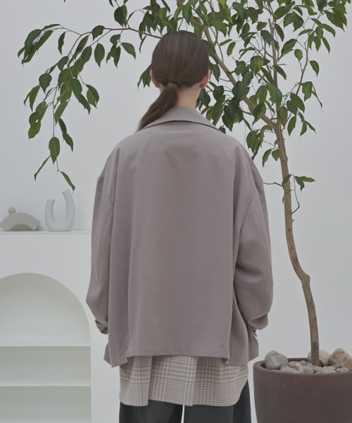 shiki tokyo(シキトウキョウ)の「Oversized Shirt Cardigan / オーバーサイズシャツカーディガン(カーディガン/ボレロ・メンズ・チャコールグレー/グレイッシュベージュ・SMALL/LARGE/MEDIUM)」の16枚目の写真