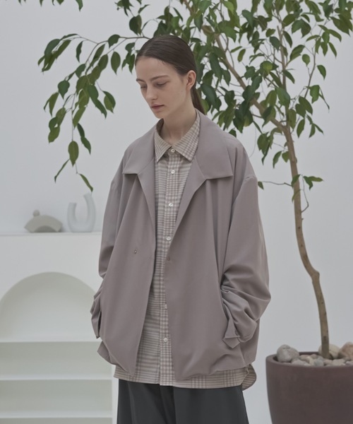 shiki tokyo(シキトウキョウ)の「Oversized Shirt Cardigan / オーバーサイズシャツカーディガン(カーディガン/ボレロ・メンズ・チャコールグレー/グレイッシュベージュ・SMALL/LARGE/MEDIUM)」の14枚目の写真