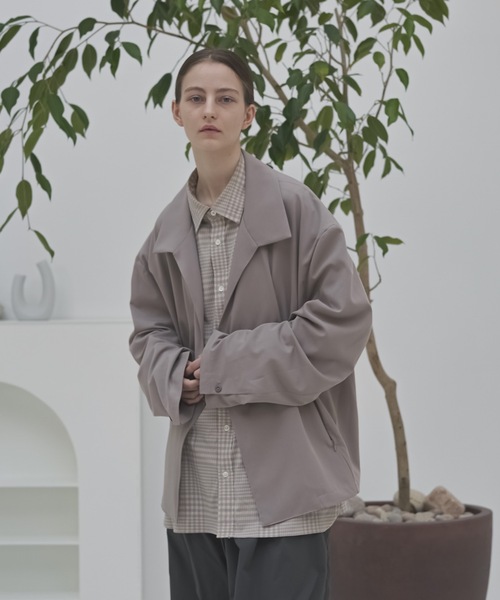 shiki tokyo(シキトウキョウ)の「Oversized Shirt Cardigan / オーバーサイズシャツカーディガン(カーディガン/ボレロ・メンズ・チャコールグレー/グレイッシュベージュ・SMALL/LARGE/MEDIUM)」の15枚目の写真