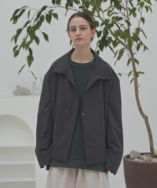 shiki tokyo(シキトウキョウ)の「Oversized Shirt Cardigan / オーバーサイズシャツカーディガン(カーディガン/ボレロ・メンズ・チャコールグレー/グレイッシュベージュ・SMALL/LARGE/MEDIUM)」の6枚目の写真