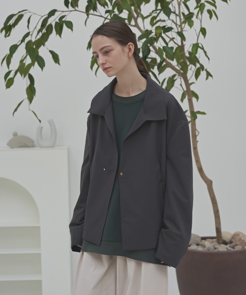 shiki tokyo(シキトウキョウ)の「Oversized Shirt Cardigan / オーバーサイズシャツカーディガン(カーディガン/ボレロ・メンズ・チャコールグレー/グレイッシュベージュ・SMALL/LARGE/MEDIUM)」の7枚目の写真