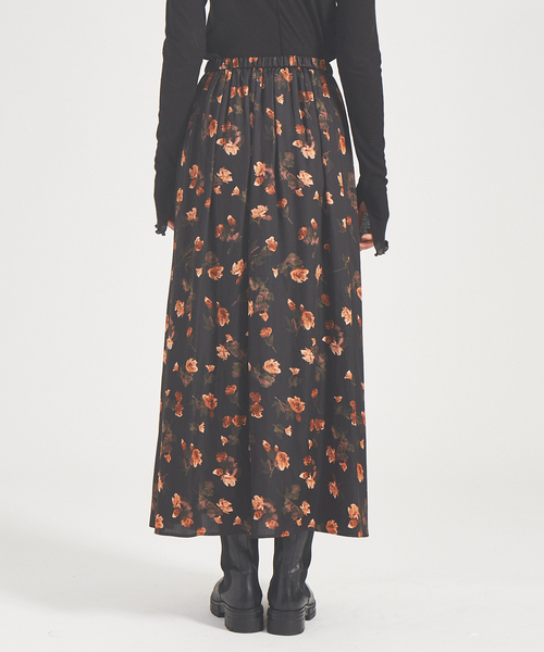 Rouge vif Anna（ルージュヴィフアンナ）の「フラワープリントマキシスカート（スカート・レディース・ブラック・フリー）」の6枚目の写真