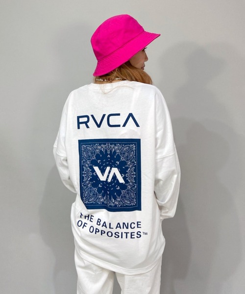 RVCA(ルーカ)の「RVCA/ルーカ ビッグシルエット バンダナ柄ロゴロンT/ロングスリーブTEE BC043-057(Tシャツ/カットソー・レディース・ブラック/グリーン/ホワイト・M/S/XS)」の2枚目の写真