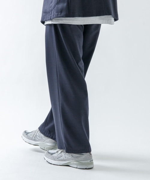 URBAN RESEARCH ROSSO MEN(アーバンリサーチロッソメン)の「ハイブリッドボンディングワイドパンツ『セットアップ対応』(その他パンツ・メンズ・ブラック/ブラウン/ネイビー・MEDIUM/LARGE)」の8枚目の写真
