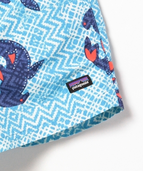 patagonia(パタゴニア)の「 Patagonia / 15 BB バギーズ (6m~5y)(その他パンツ・キッズ・ブルー/ホワイト/レッド系その他/グリーン・2Y/12-18M/4Y/3Y/5Y/6-12M)」の7枚目の写真