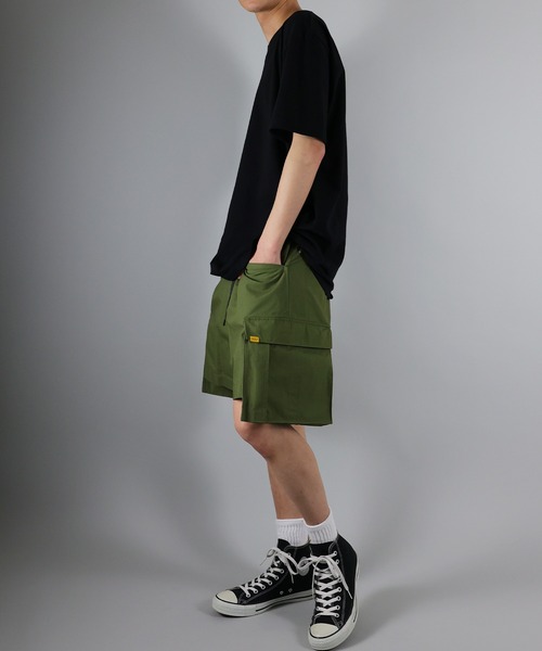 NUMBER (N)INE(ナンバーナイン)の「NUMBER (N)INE / ナンバーナイン RIPSTOP CARGO SHORTS/リップストップ フラシサイドポケット ショートパンツ(カーゴパンツ・メンズ・ブラック/オフホワイト/オリーブ・3/2/4)」の3枚目の写真