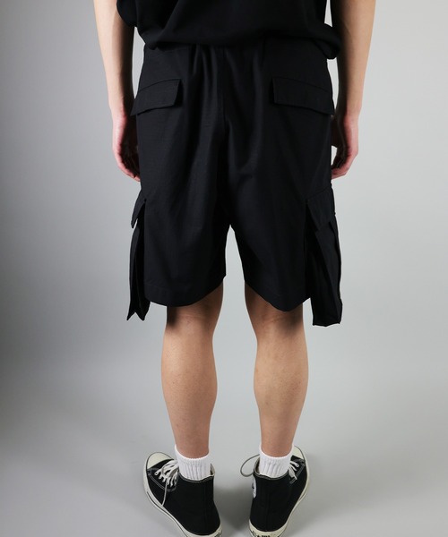 NUMBER (N)INE(ナンバーナイン)の「NUMBER (N)INE / ナンバーナイン RIPSTOP CARGO SHORTS/リップストップ フラシサイドポケット ショートパンツ(カーゴパンツ・メンズ・ブラック/オフホワイト/オリーブ・3/2/4)」の14枚目の写真