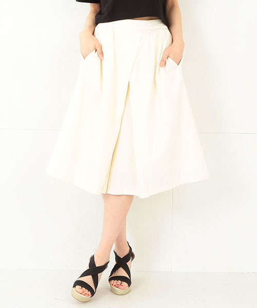 CAROLINA GLASER（カロリナ グレイサー）の「CAROLINA GLASER / ガウチョ パンツ（その他パンツ・レディース・クリーム/ネイビー・ONE SIZE）」の2枚目の写真