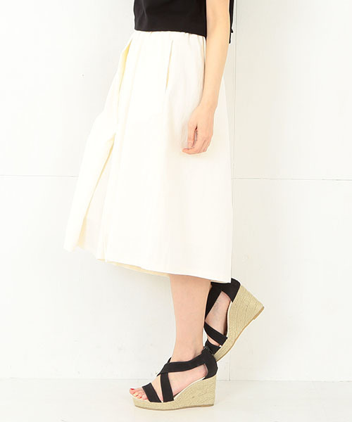 CAROLINA GLASER（カロリナ グレイサー）の「CAROLINA GLASER / ガウチョ パンツ（その他パンツ・レディース・クリーム/ネイビー・ONE SIZE）」の4枚目の写真