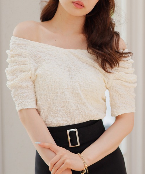 LIPSERVICE(リップサービス)の「ホイップカットトップス(Tシャツ/カットソー・レディース・ブルー/アイボリー/モカ/イエロー×グリーン・FREE)」の2枚目の写真