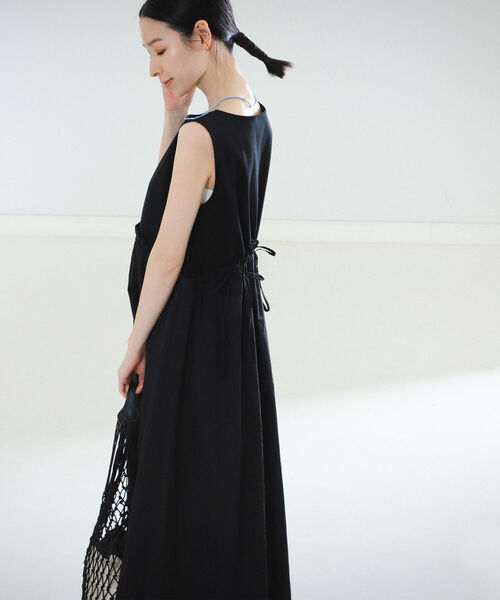 【Demi-Luxe BEAMS 】ドロストコンビワンピース/ネイビー38未使用 Demi-Luxe BEAMS（デミルクス ビームス）の「Demi-Luxe BEAMS