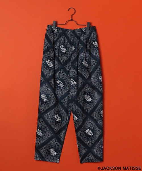 JACKSON MATISSE(ジャクソンマティス)の「【JACKSON MATISSE(ジャクソンマティス)×BAYFLOW】バンダナプリントパンツ(その他パンツ・メンズ・ブルー/ブラック・LARGE/MEDIUM)」の2枚目の写真