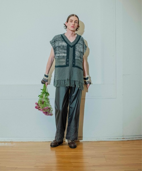 meagratia(メアグラーティア)の「eco leather wide PT(その他パンツ・メンズ・アイボリー/ブラック・2/3/1)」の3枚目の写真