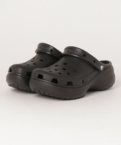 crocs(クロックス)の「クロックス crocs Classic PLATFOARM CLOG(サンダル・メンズ・ブラック・24.0cm/25.0cm/23.0cm)」の1枚目の写真