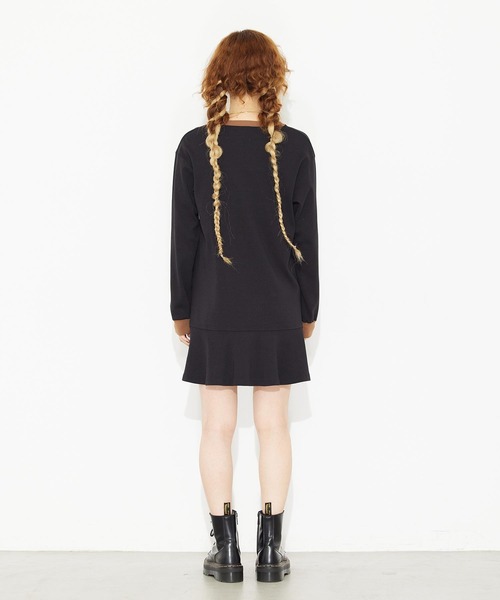 X-girl(エックスガール)の「SLICE MILLS LOGO L/S TEE DRESS/ミニ リンガー Tシャツワンピース(ワンピース・レディース・ブラック/ベージュ/バーガンディー・S/M)」の20枚目の写真