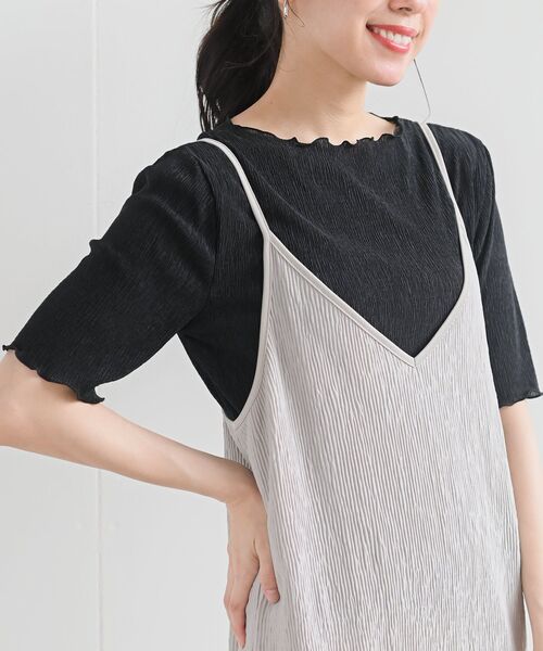 rps（アールピーエス）の「プリーツキャミワンピース（ワンピース・レディース・ブラック/モカ/ライトベージュ/グレイッシュブルー/ブラック系その他2・フリー）」の6枚目の写真