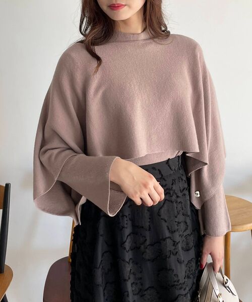 MAJESTIC LEGON(マジェスティックレゴン)の「ケープセットハイネックニット(ニット/セーター・レディース・ブラック/アイボリー/ピンクベージュ・MEDIUM)」の8枚目の写真