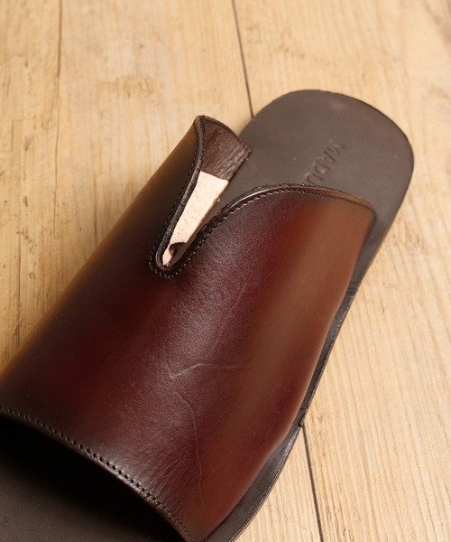 MADULI(マドゥリ)の「MADULI マドゥリ / SLIT LEATHER SANDAL FLAT SOLE スリットレザーサンダル フラットソール / M217007S(サンダル・メンズ・ブラック/ダークブラウン/オリーブ・44/40/42)」の16枚目の写真