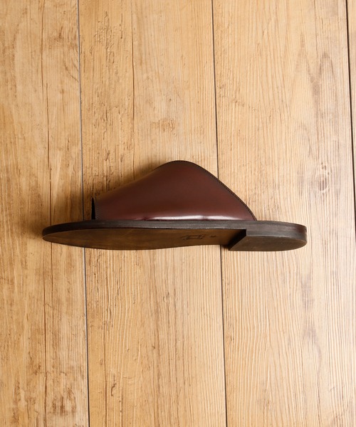 MADULI(マドゥリ)の「MADULI マドゥリ / SLIT LEATHER SANDAL FLAT SOLE スリットレザーサンダル フラットソール / M217007S(サンダル・メンズ・ブラック/ダークブラウン/オリーブ・44/40/42)」の21枚目の写真