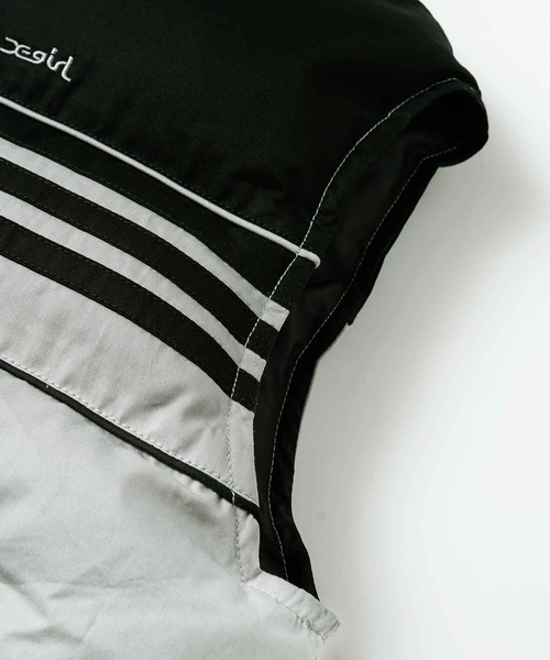 X-girl（エックスガール）の「STRIPED PUFFER VEST（ベスト・レディース・ブラック/ベージュ/ブルー・S/M）」の13枚目の写真
