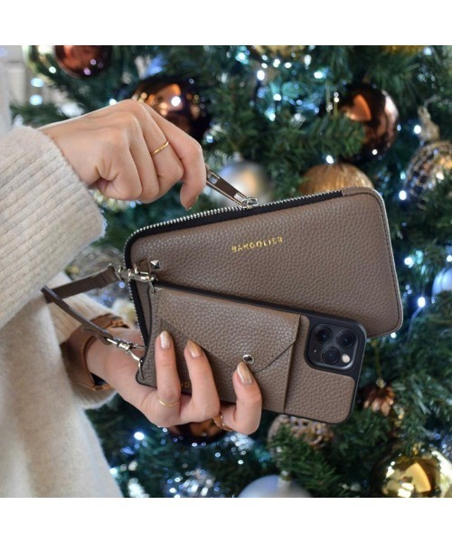 BANDOLIER(バンドリヤー)の「【BANDOLIER】DONNA SIDE SLOT DARK TAUPE/iPhone 12 /12Pro / iPhone 13 / iPhone 13 Pro 対応ケース(スマホケース/カバー・レディース・ベージュ系その他7/ベージュ系8・FREE)」の3枚目の写真