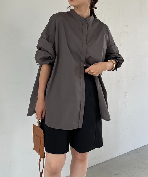 CAPRICIEUX LE'MAGE（カプリシューレマージュ）の「ヨークギャザーシャツ（シャツ/ブラウス・レディース・ホワイト/チャコールグレー/グリーン・FREE）」の17枚目の写真