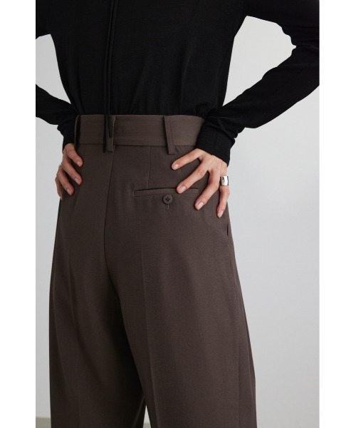 STYLEMIXER(スタイルミキサー)の「ベーシックツータックパンツ_LONG(スラックス・レディース・グレー/イエロー系その他/ブラック/アイボリー・MEDIUM/SMALL)」の10枚目の写真