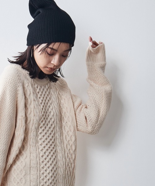 CHIC STYLE(シックスタイル)の「<大きいサイズ>2WAYアラン柄ニットプルオーバー シックスタイル(ニット/セーター・レディース・ネイビー/アイボリー・5L/3L/L/4L/8L/6L/LL)」の9枚目の写真