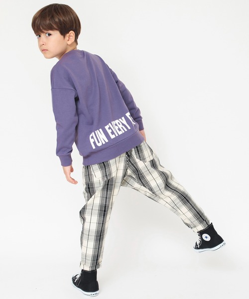 BRANSHES（ブランシェス）の「【ガーデナー】チェック柄テーパードパンツ（チノパンツ・キッズ・キャメル/グレー/オフホワイト・130/140/100/150/90/110/120）」の17枚目の写真