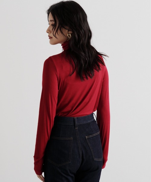 N.（N. Natural Beauty Basic）（エヌエヌナチュラルビューティーベーシック）の「◆フィンガーホールリブインナー（Tシャツ/カットソー・レディース・オフホワイト/ブラック/ブルー/レッド・MEDIUM）」の16枚目の写真