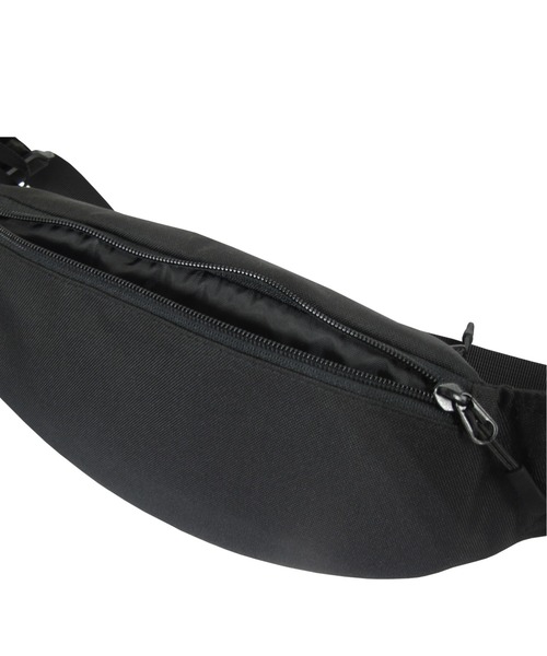 UNIVERSAL OVERALL（ユニバーサルオーバーオール）の「ユニバーサルオーバーオール スーベニアコットンウエストバッグ（トートバッグ・メンズ・ブラック/ホワイト・F）」の7枚目の写真