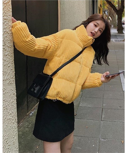 おしゃれスタ（オシャレスタ）の「フェミニンかわいいコーデュロイ中綿ジャケット（ダウンジャケット/コート・レディース・ピンク/ホワイト/ブラック/ブルー/ブラウン/イエロー・S/M/L）」の5枚目の写真