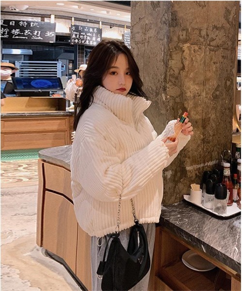 おしゃれスタ（オシャレスタ）の「フェミニンかわいいコーデュロイ中綿ジャケット（ダウンジャケット/コート・レディース・ピンク/ホワイト/ブラック/ブルー/ブラウン/イエロー・S/M/L）」の13枚目の写真