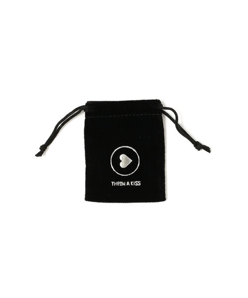 Ray BEAMS（レイビームス）の「THROW A KISS / シガレット ピアス（ピアス（片耳用）・レディース・ゴールド・ONE SIZE）」の3枚目の写真