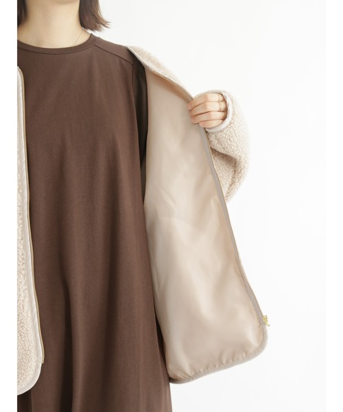 Samansa Mos2 blue（サマンサモスモスブルー）の「ボアジャケット（ノーカラージャケット・レディース・ブラック/ベージュ/ブラウン・ﾌﾘ-）」の5枚目の写真