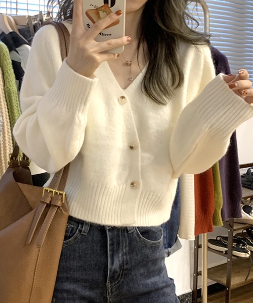 Amulet（アミュレット）の「Vネックフロントボタンカーディガン（カーディガン/ボレロ・レディース・パープル/ホワイト/グリーン/レッド・FREE）」の5枚目の写真