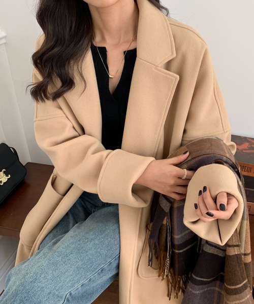 ECLIN（エクラン）の「オーバーサイズミドル丈チェスターコート（チェスターコート・レディース・グリーン/ブラウン/ベージュ/ブラック・FREE）」の14枚目の写真